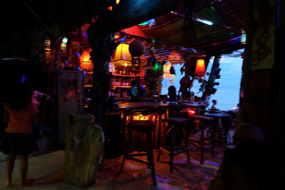Monkey bar เกาะลันตา